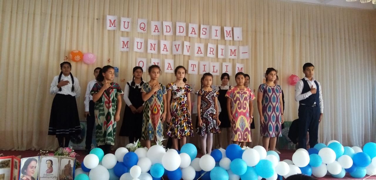 21-Oktyabrda maktabimizda 6-B sinf hamda 8-a sinf o`quvchilari ishtirokida " Muqaddasim, munavvarim-ona-tilim mavzusidagi tadbir o`tkazildi. O`qituvchi Xo`jayeva, Matchanova